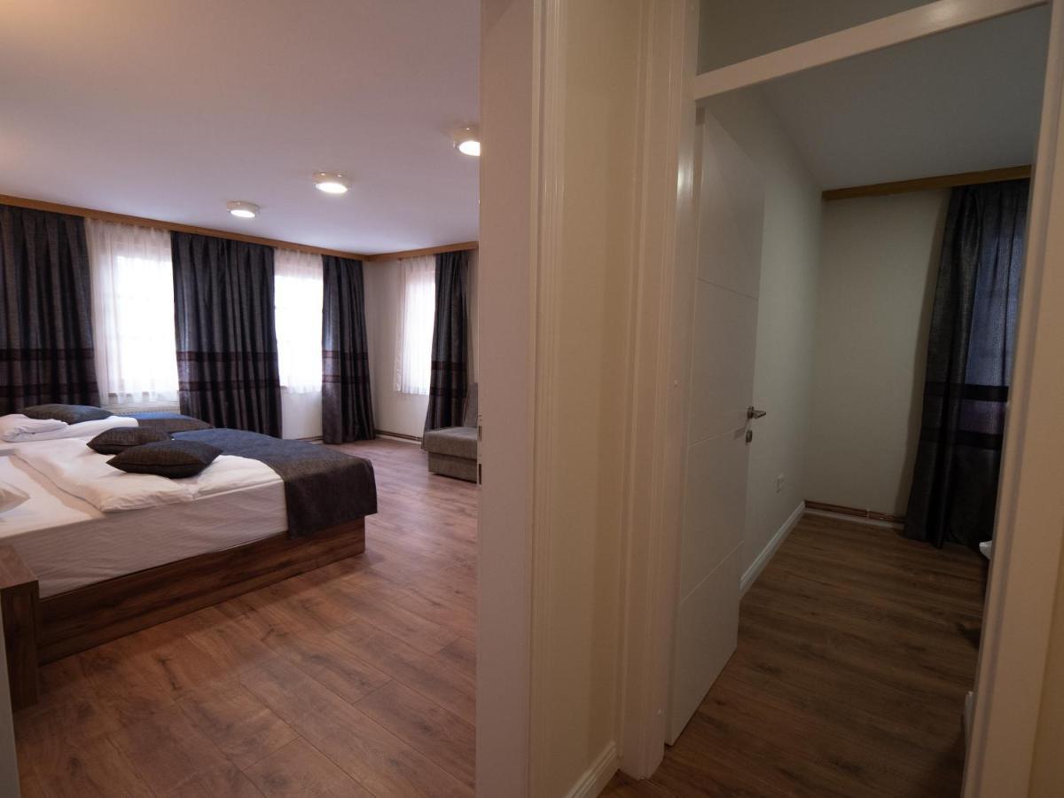 סראייבו Amber Hotel מראה חיצוני תמונה