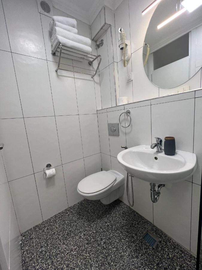 סראייבו Amber Hotel מראה חיצוני תמונה