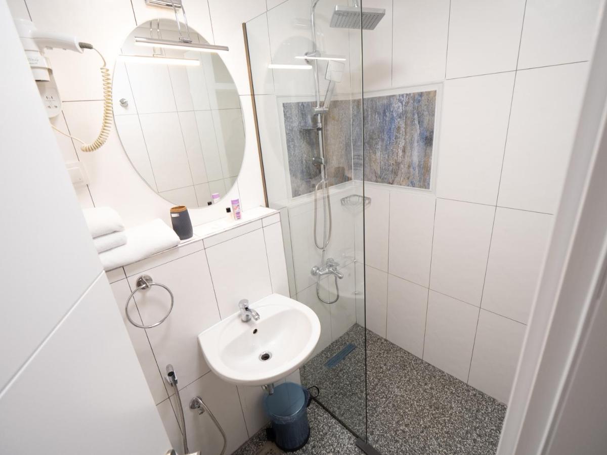 סראייבו Amber Hotel מראה חיצוני תמונה